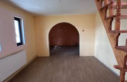 Casa individuala, zona centrala, 200mp, teren 1200 mp, Radauti