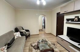 Apartament 3 camere,  Parter, zona Centrala, Radauti