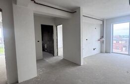 Apartament etaj intermediar, bloc nou , Radauti