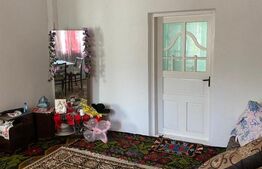 Casa si teren de vanzare, 2000 mp, zona Dragoiesti