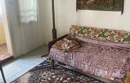 Casă de vânzare, cu 4 camere, 92 mp, zona Câmpulung Moldovenesc