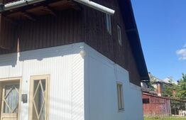 Casă de vânzare, cu 4 camere, 92 mp, zona Câmpulung Moldovenesc