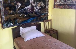 Casă de vânzare, cu 4 camere, 92 mp, zona Câmpulung Moldovenesc