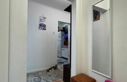 Apartament 3 camere, 65mp, decomandat, etaj intermediar, zona Obcini