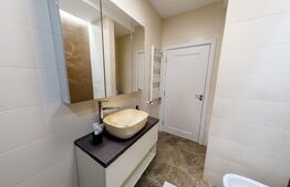 Apartament de vanzare, cu 3 camere, complex rezidential nou, zona Burdujeni