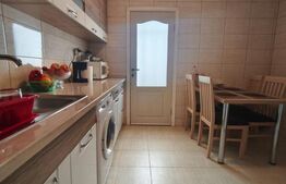 Apartament 2 camere, 49 mp, decomandat, Siret