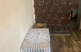 Casă de vânzare, cu 3 camere, 105 mp, zona Braiesti