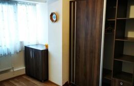 Apartament de vanzare, cu 3 camere, 69 mp, decomandat, zona Burdujeni