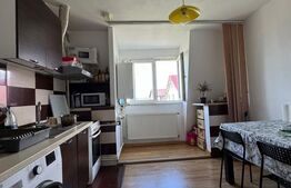 Apartament de vanzare, cu 2 camere, 52 mp, bucătărie inchisă, zona Zamca