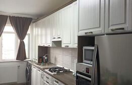 Apartament 3 camere, parcare, panorama superba, zona Burdujeni