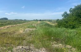 Teren intravilan ,acces dublu, 908 mp, zona Moara