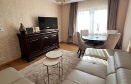 Apartament de vanzare, cu 3 camere, etaj intermediar, decomandat, zona Burdujeni