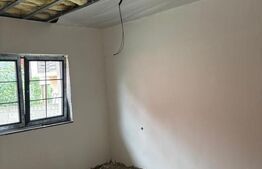 Casa de vanzare, cu 3 camere, 120 mp, zona Sud-Vest