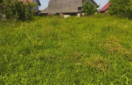 Casa + teren 2600mp, zona Horodnic de Sus, Radauti