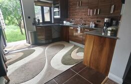 Casa + teren 2600mp, zona Horodnic de Sus, Radauti