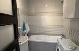 Apartament cu 3 camere, 58 mp, bloc nou, etaj intermediar, zona Centrala