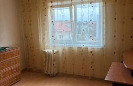 Apartament 4 camere, decomandat, 86 mp, etaj intermediar, zona Zamca