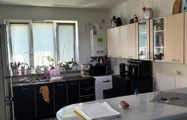 Casă tip Triplex – 294 mp utili, teren 235 mp – Șcheia, județul Suceava