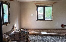 Casă bătrânească de vânzare în Bălăceana