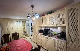 Apartament cu 3 camere, decomandat, Obcini