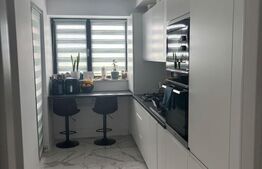 Apartament de vanzare, cu 4 camere, 114 mp totali, zona Universitatii