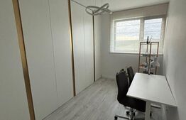 Apartament de vanzare, cu 4 camere, 114 mp totali, zona Universitatii