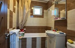 Apartament 3 camere, 62 mp, geam la baie, zona Universitate