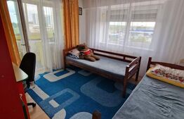 Apartament cu 3 camere, 64 mp, decomandat, zona Obcini