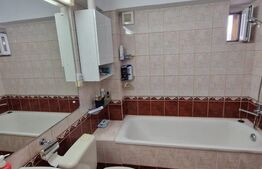 Apartament cu 3 camere, 64 mp, decomandat, zona Obcini
