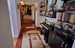 Apartament cu 3 camere, 64 mp, decomandat, zona Obcini