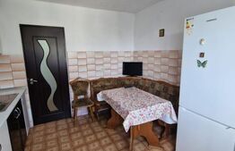 Apartament 2 camere, 56 mp, semidecomandat, zona Zamca 