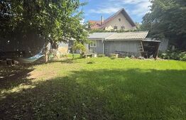 Casa parter, 84 mp , 432 mp teren, zona centru-Primărie