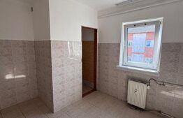 Apartament 2 camere,  izolat, 54mp, Radauti