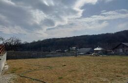 Teren intravilan, 1411 mp, in Adancata