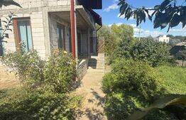 Casa cu etaj, 220 mp utili, 900 mp teren, Salcea, SV