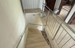 Casa cu etaj, 220 mp utili, 900 mp teren, Salcea, SV