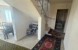 Casa cu etaj, 220 mp utili, 900 mp teren, Salcea, SV