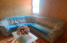 Casă de vânzare cu teren, în Pojorâta, la șosea asfaltată