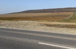 Teren intravilan, 3200 mp la DN 85, la ieșirea din Suceava