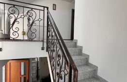 Casa etaj, 160mp utili, 1000 mp teren, zona Moara, Suceava