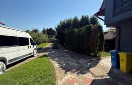 Ansamblu de doua case 223 mp utili, 1000 mp teren, zona Scheia