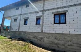 Casa individuala, 262 mp, teren 1000 mp, Clit (Arbore)