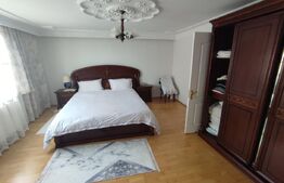 Casa cu garaj, teren 2000mp, chirie ,  Iaslovat 