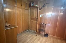 Apartament cu 3 camere, etaj intermediar, zona Centrala