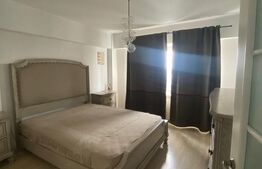 Apartament cu 4 camere, etaj intermediar, zona Catedrala