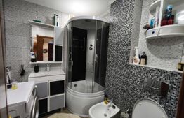 Apartament 2 camere, decomandat, etaj 2, Siret