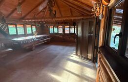 Cabana din lemn rotund, 2 camere, 140 mp, teren 2800 mp, Paltinoasa