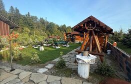 Cabana din lemn rotund, 2 camere, 140 mp, teren 2800 mp, Paltinoasa