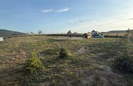 Cabana din lemn rotund, 2 camere, 140 mp, teren 2800 mp, Paltinoasa