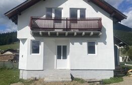 Casă de vânzare în Dorna Candrenilor 